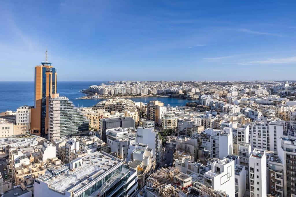 Luxury With Common Skypool In The Prestigious Mercury Tower By Sf Homes Saint Julian's