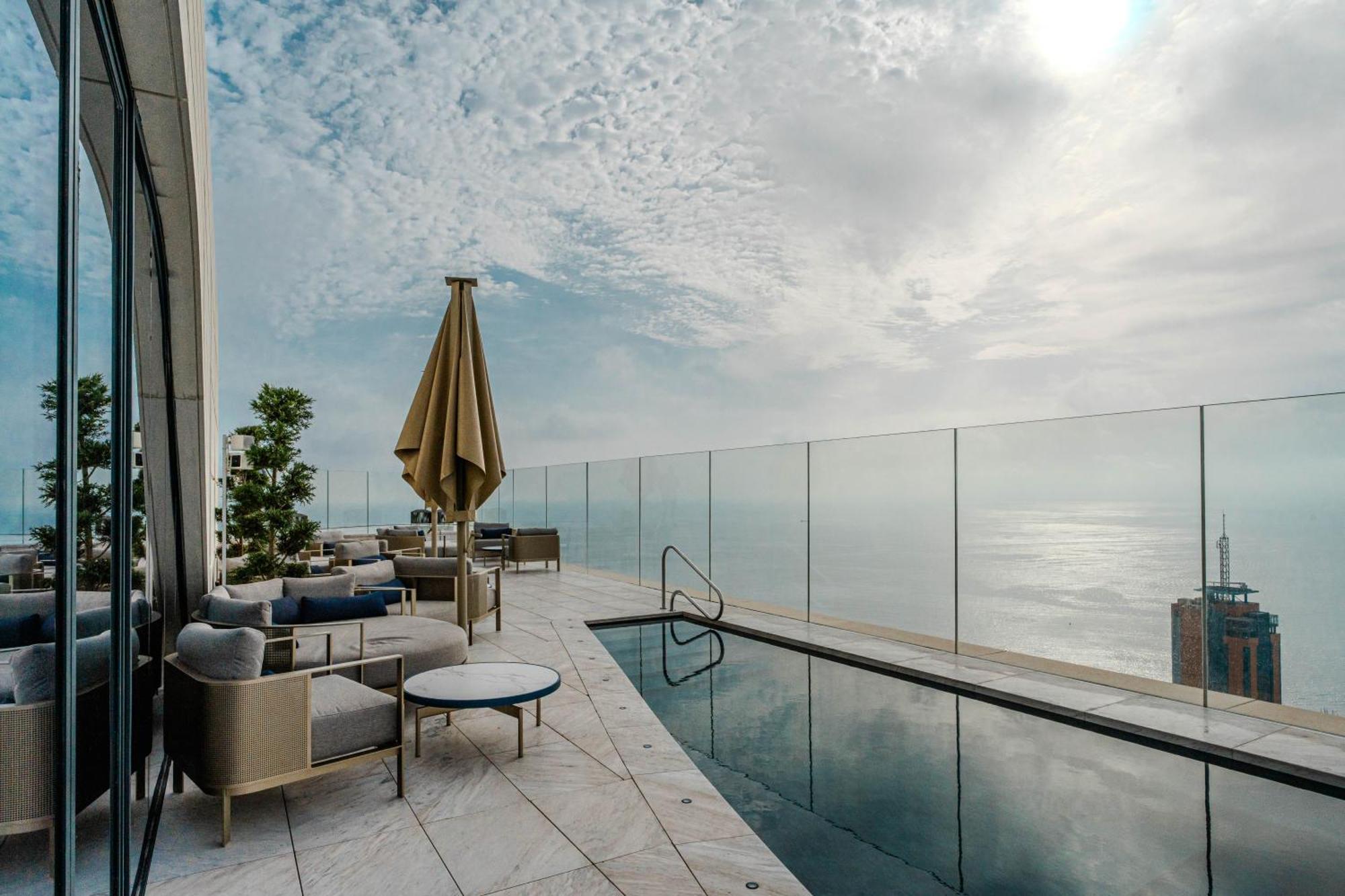 Luxury With Common Skypool In The Prestigious Mercury Tower By Sf Homes Apartment Saint Julian's